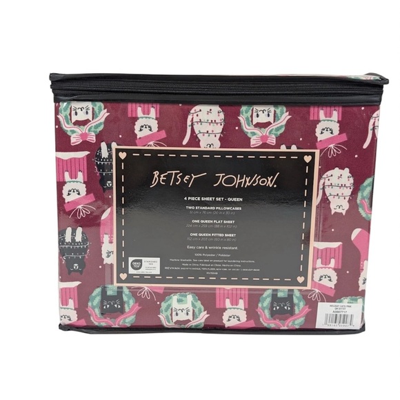 Betsey Johnson Holiday Cats Queen 4 Piece Sheet Set Christmas Bedding NWT - Picture 9 of 9